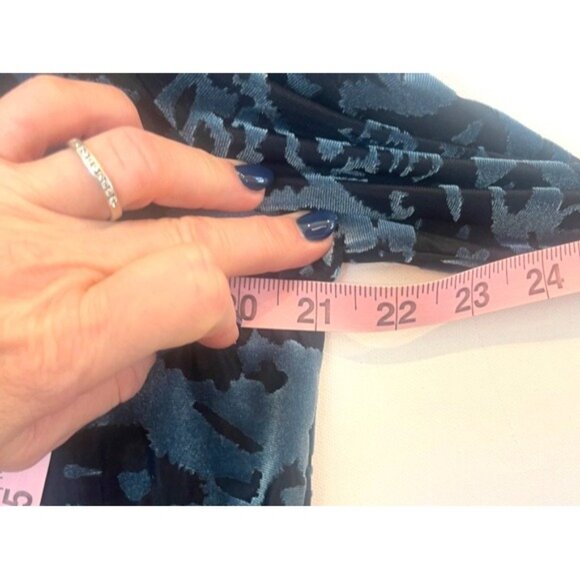 Simply Vera Wang Burnt Out Velvet Chiffon Tunic Blouse Blue Black Trim Pm Gothic - Picture 11 of 15